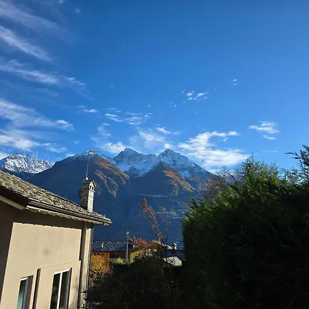 Con Biliardo Privato Patio E Parcheggio Lägenhet